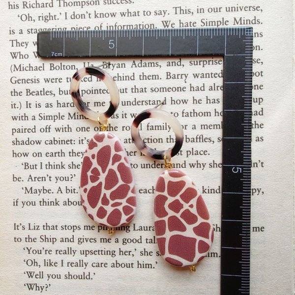 画像3: ハンドメイド　かわいい　アニマル柄系　ピアス (3)